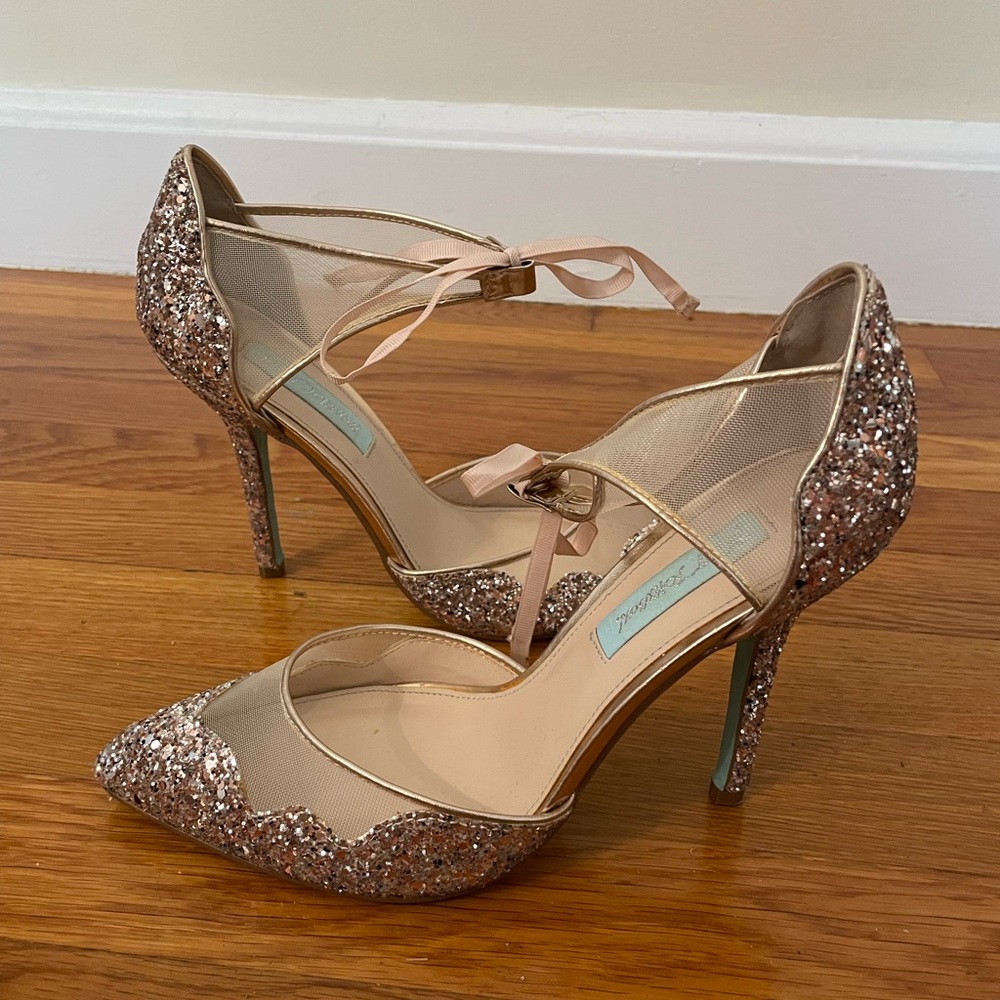 Besty Johnson heels